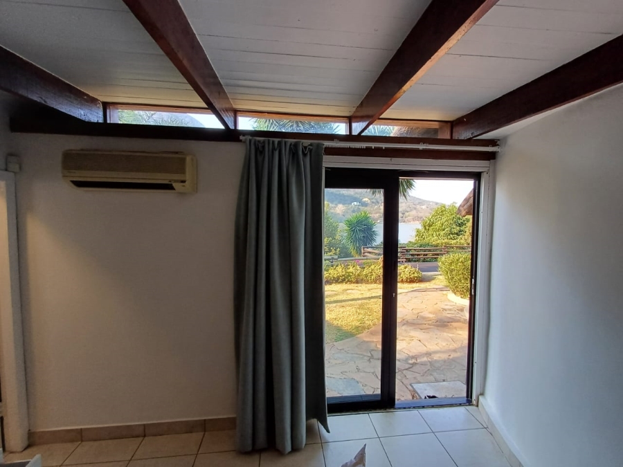 3 Bedroom Property for Sale in Kosmos North West